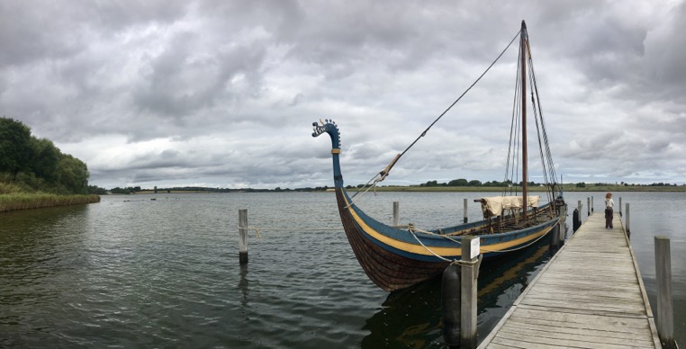 Viking_Boat