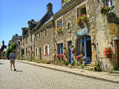 Locronan Ville